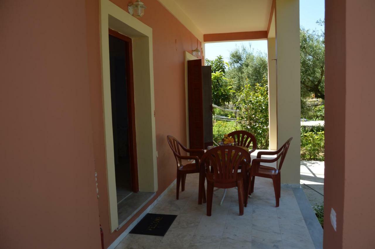 Vasilikí Anemona Apartments And Studios מראה חיצוני תמונה